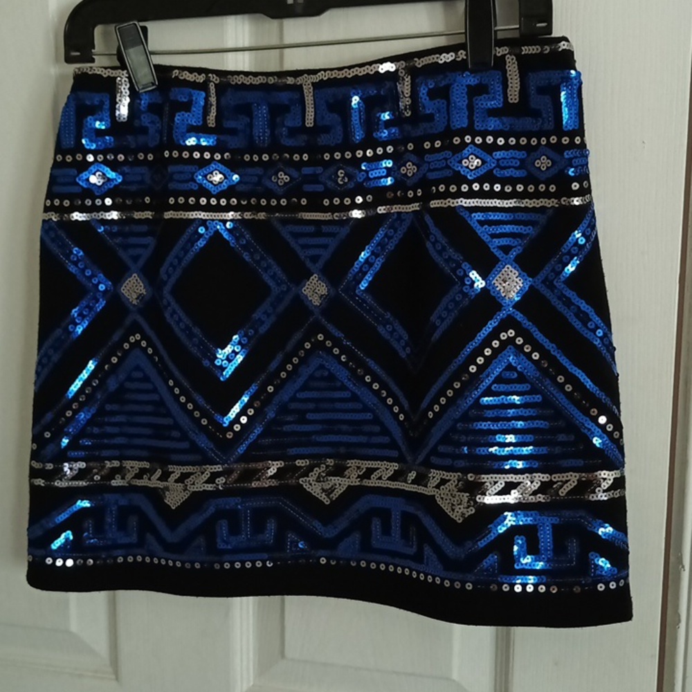 Elegant Blue and Black Sequin Pencil Skirt